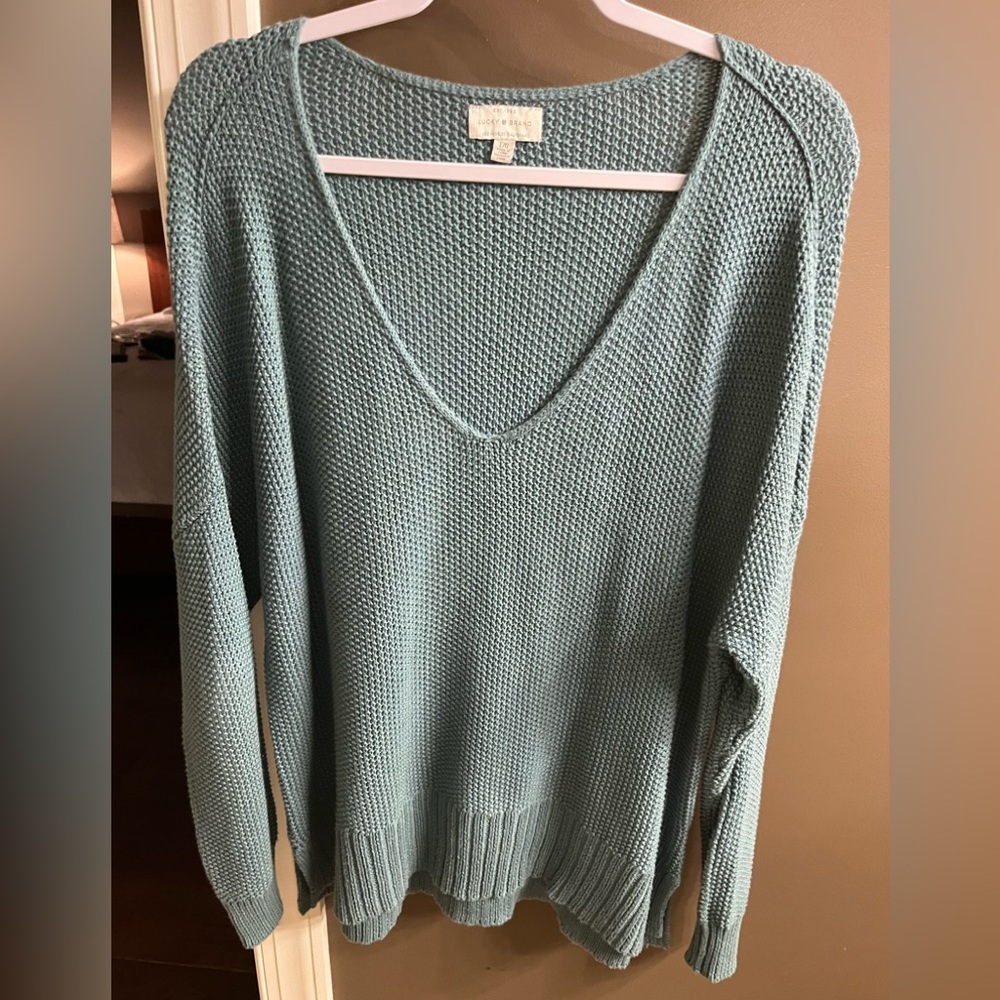 L Lucky Brand Teal deep V-Neck Sweater